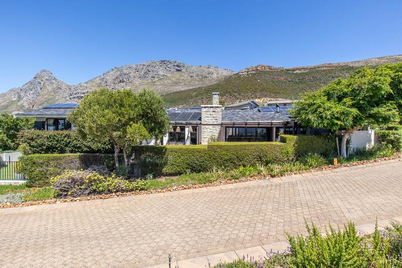 3 Bedroom Property for Sale in Stonehurst Mountain Estate Western Cape